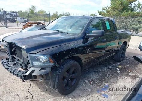 2014 Ram 1500 Express z USA, uszkodzony, nr VIN 3C6RR7KT1EG254985